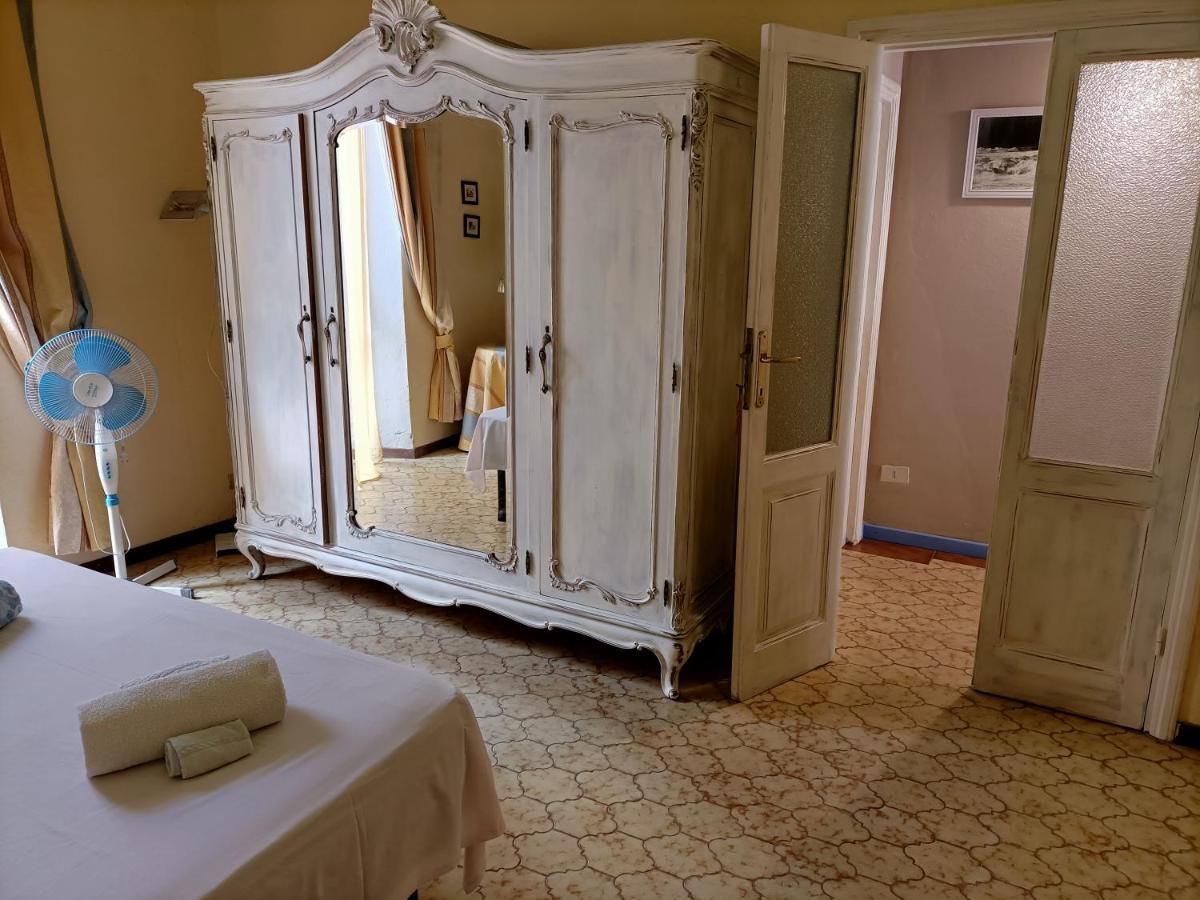 La Terrazza Nel Cuore Di Capoliveri Kültér fotó