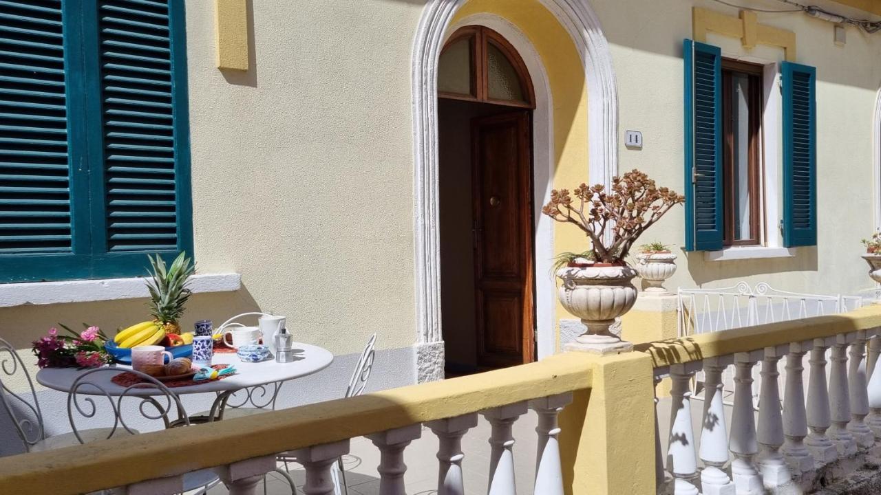 La Terrazza Nel Cuore Di Capoliveri Kültér fotó