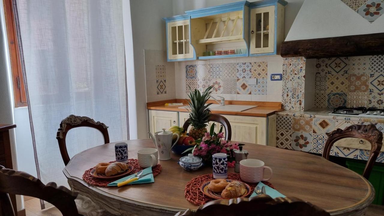 La Terrazza Nel Cuore Di Capoliveri Kültér fotó