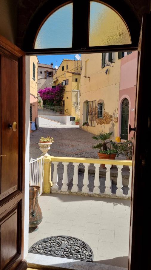 La Terrazza Nel Cuore Di Capoliveri Kültér fotó